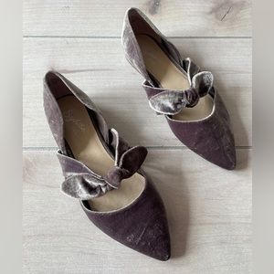 Seychelles Olive Velvet Bow Pointed Toe Flats Women's Size 7.5